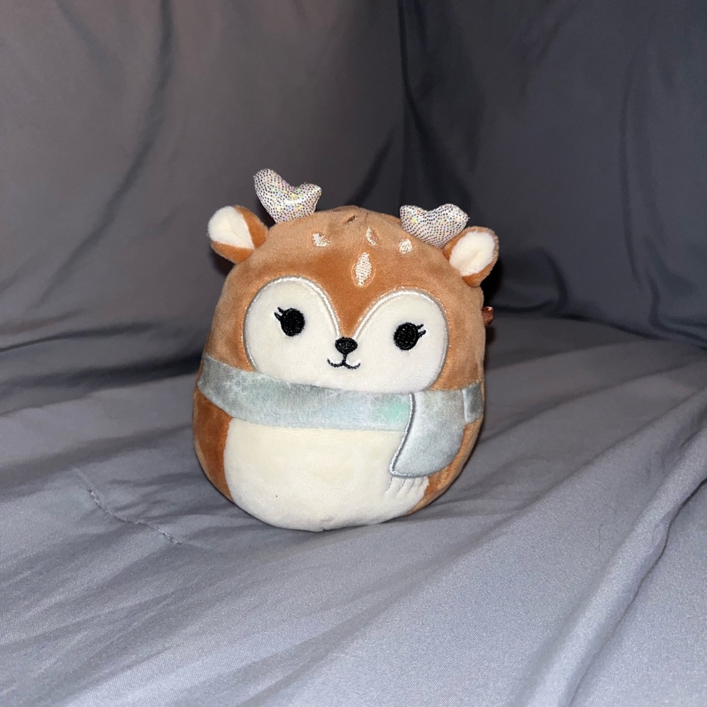 Christmas Dawn the Fawn 5”